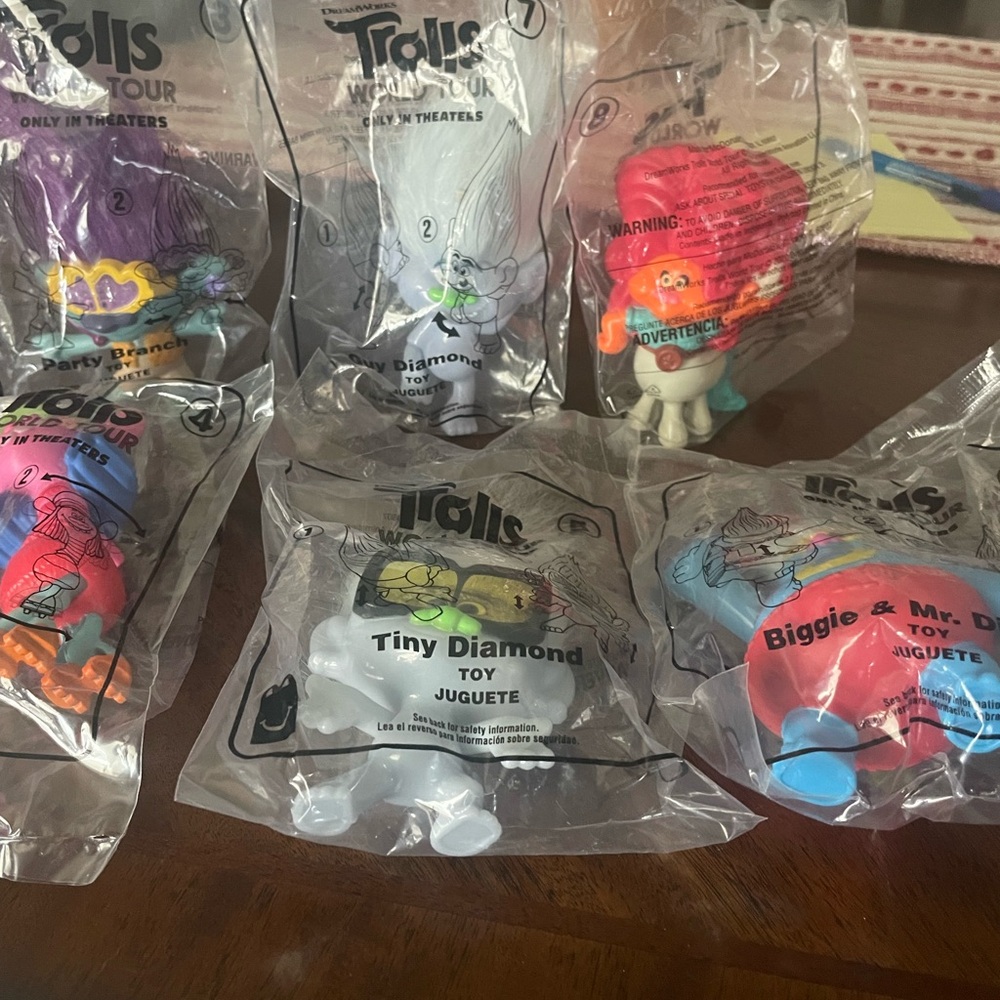 6 trolls world Tour characters